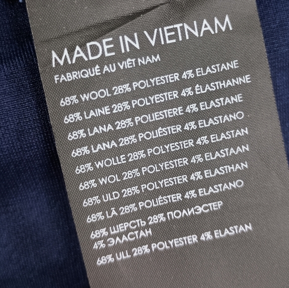 Club Monaco Navy Funnel Neck Oversized Top 💙🤍 XS - Picture 5 of 5